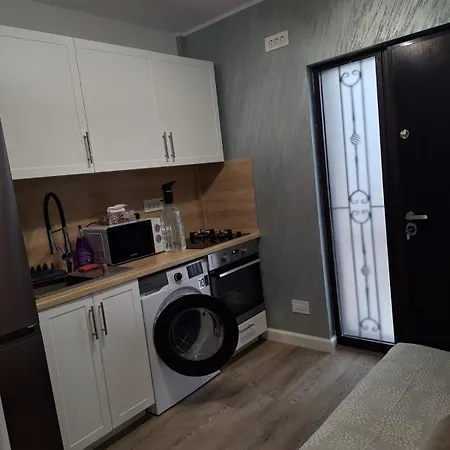 בית הארחה Garsoniera In Campus Mamaia 4*